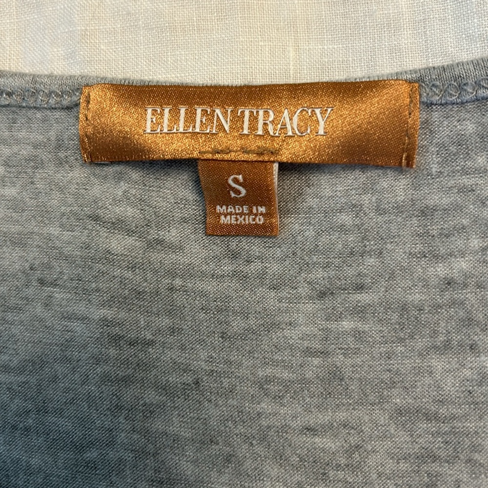 Ellen Tracy Rayon Shell. s - Picture 3 of 3